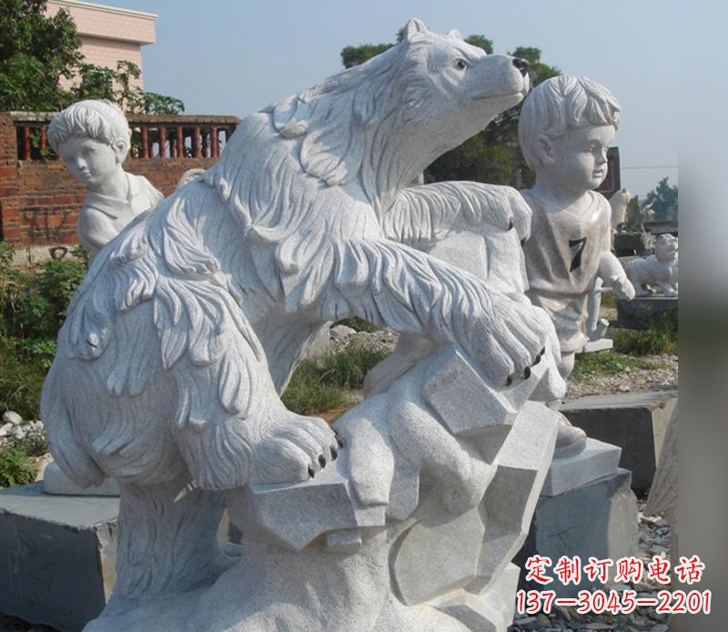 云南北极熊石雕