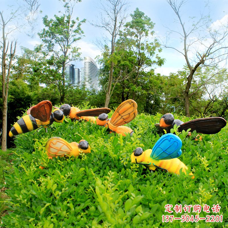 云南玻璃钢仿真蜜蜂-公园草丛花丛动物雕塑摆件