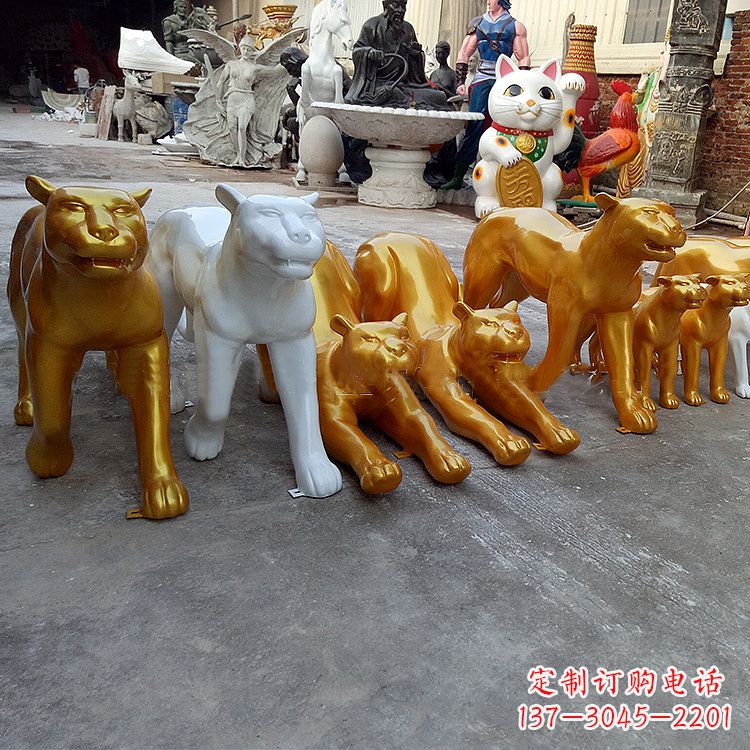 云南玻璃钢金钱豹雕塑-商场美陈动物雕塑摆件可改色改图案
