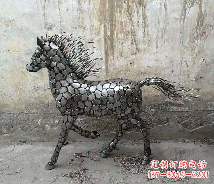 云南不锈钢奔马雕塑艺术与自由的象征