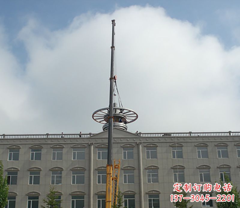 云南不锈钢避雷针雕塑——安全保护灵感之源