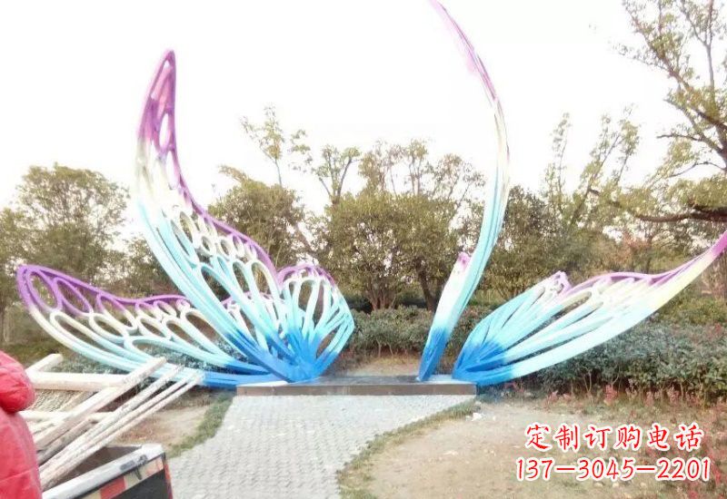 云南不锈钢彩色蝴蝶雕塑