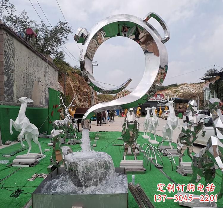 云南不锈钢茶壶雕塑精致美观的艺术品