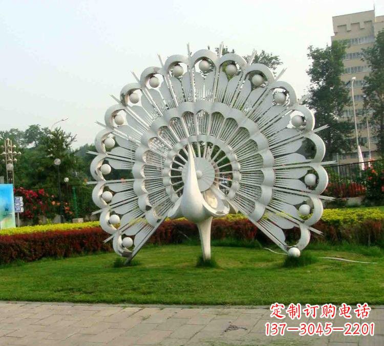 云南不锈钢孔雀雕塑