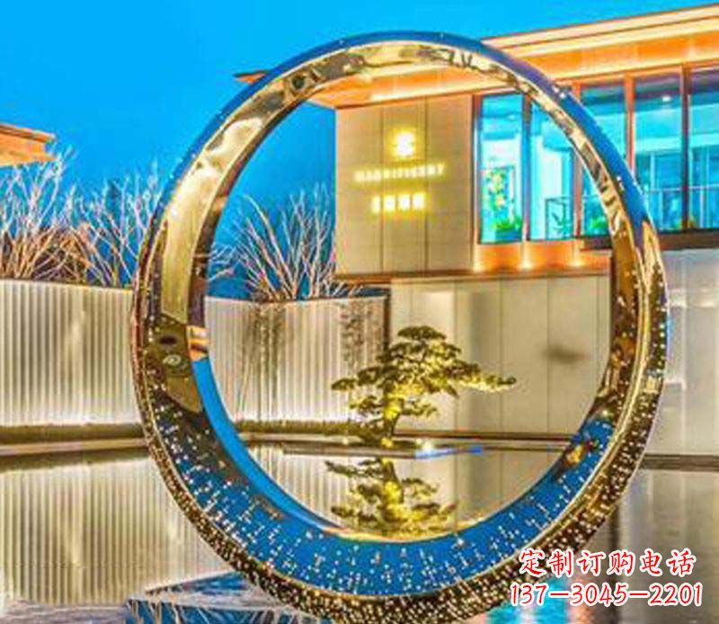 云南精美不锈钢灯饰圆环雕塑
