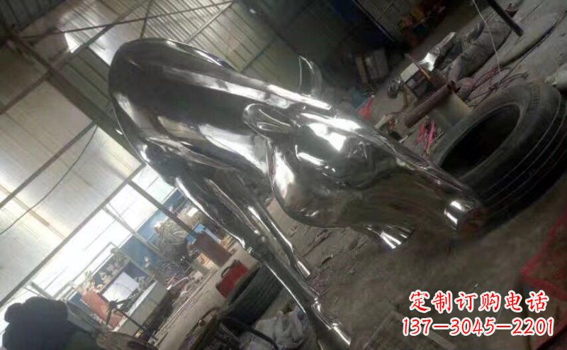 云南该雕塑的