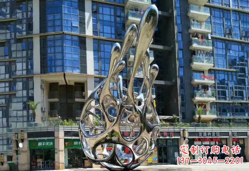 云南不锈钢龙雕塑——象征着力量与灵气