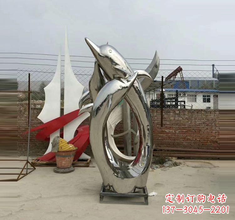云南不锈钢海豚雕塑——象征着动物自由的象征