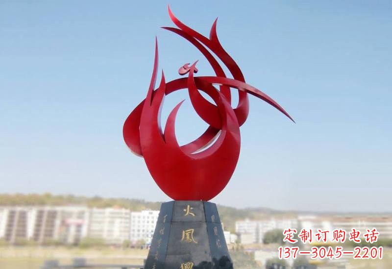 云南凤凰雕塑——点缀不锈钢公园