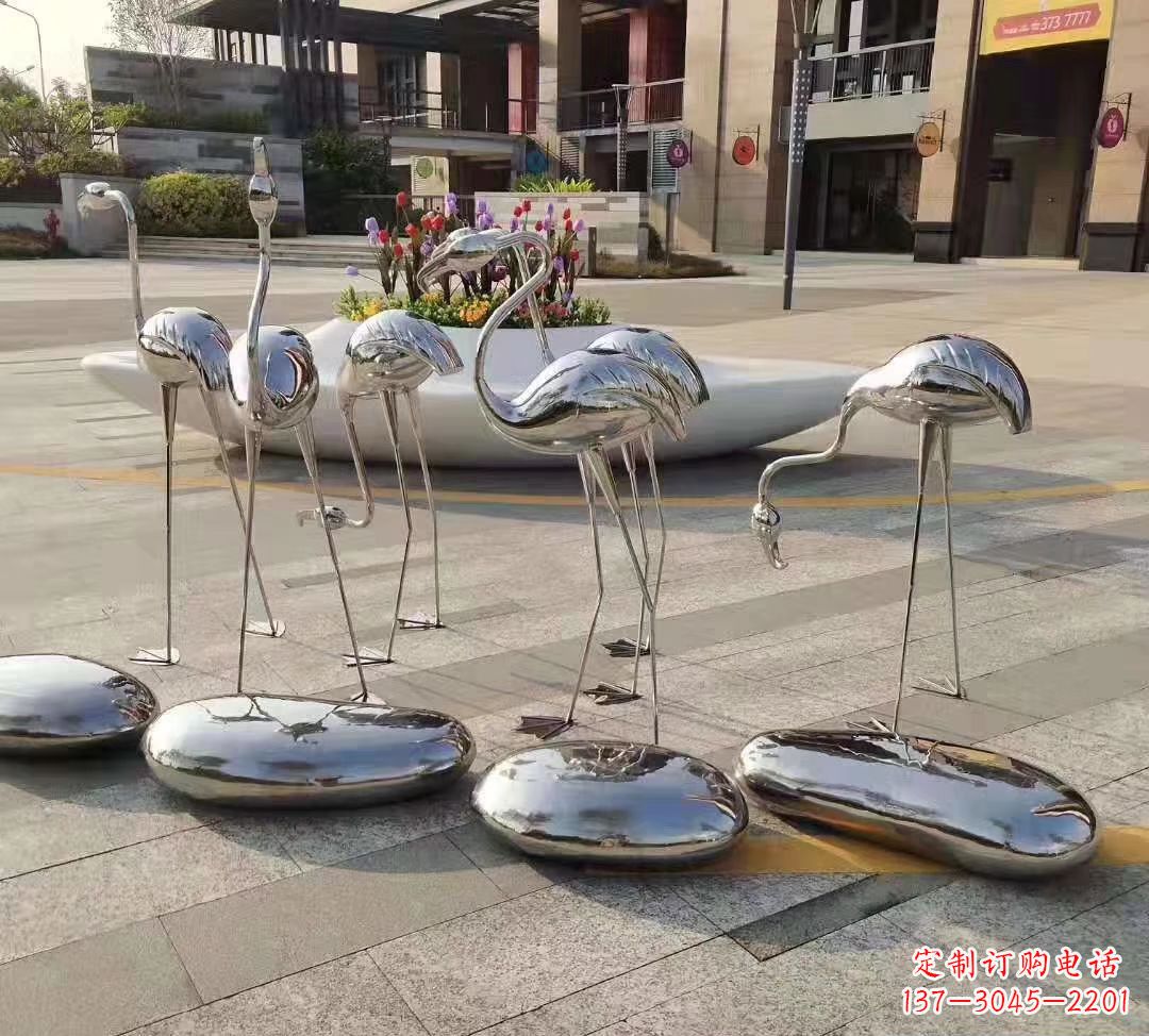 云南鹅卵石雕塑不锈钢公园的美丽礼物