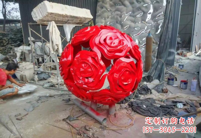 云南不锈钢玫瑰雕塑让玫瑰之美永存