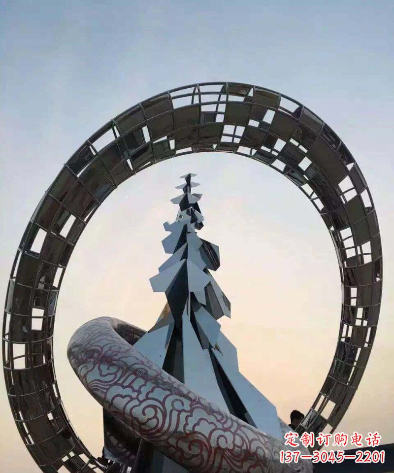 云南不锈钢松树祥云雕塑
