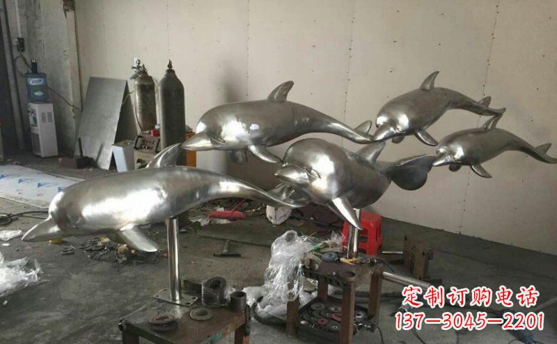 云南不锈钢海豚雕塑