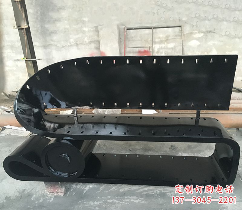 云南精美不锈钢胶卷雕塑