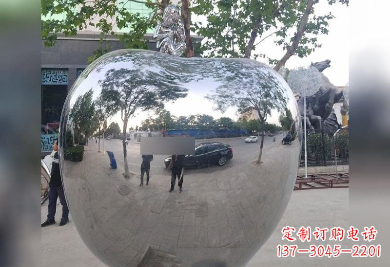 云南不锈钢苹果雕塑精美绝伦