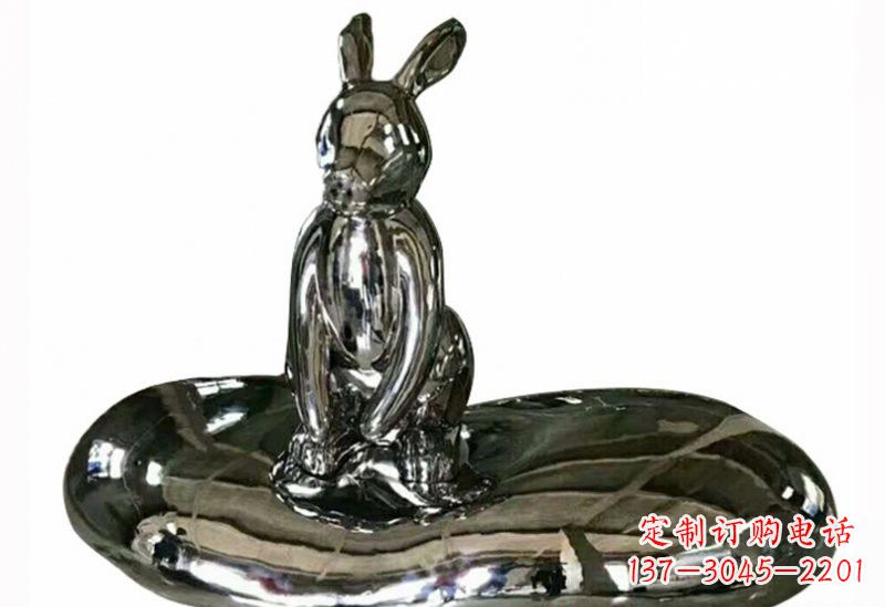 云南不锈钢兔子雕塑