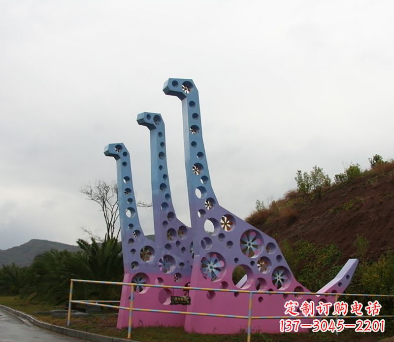 云南不锈钢恐龙雕塑精致的古代艺术
