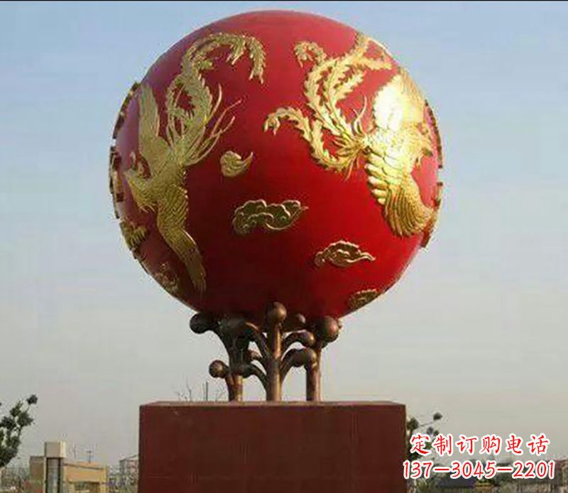 云南不锈钢龙凤呈祥雕塑传统艺术的精美体现