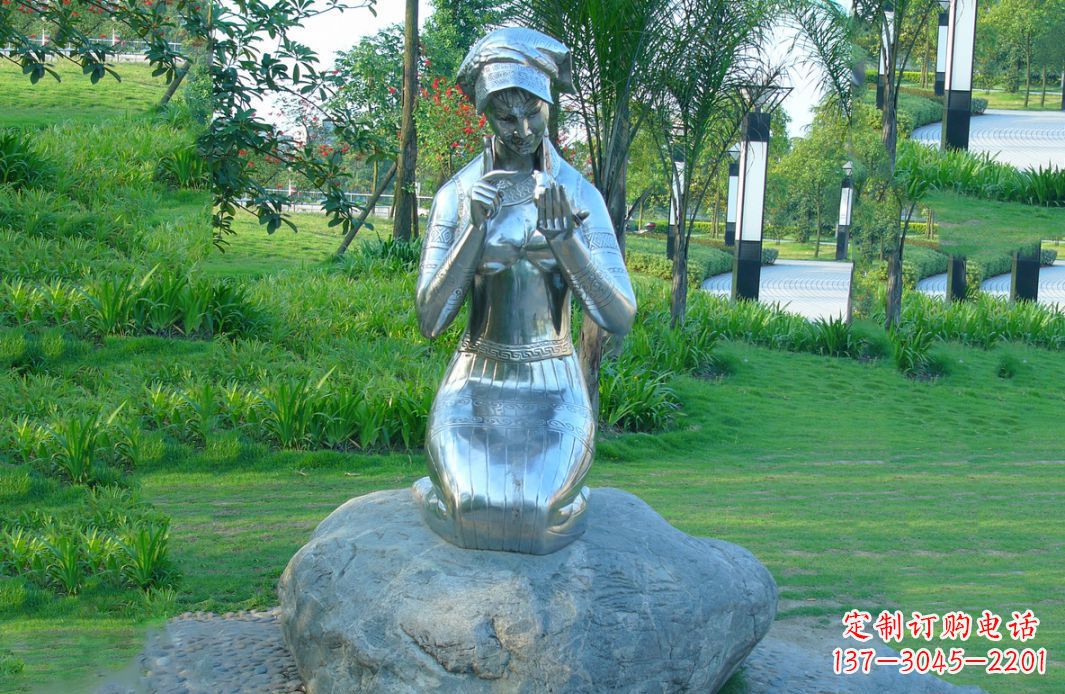 云南不锈钢少数民族少女雕塑缔造民族文化精髓