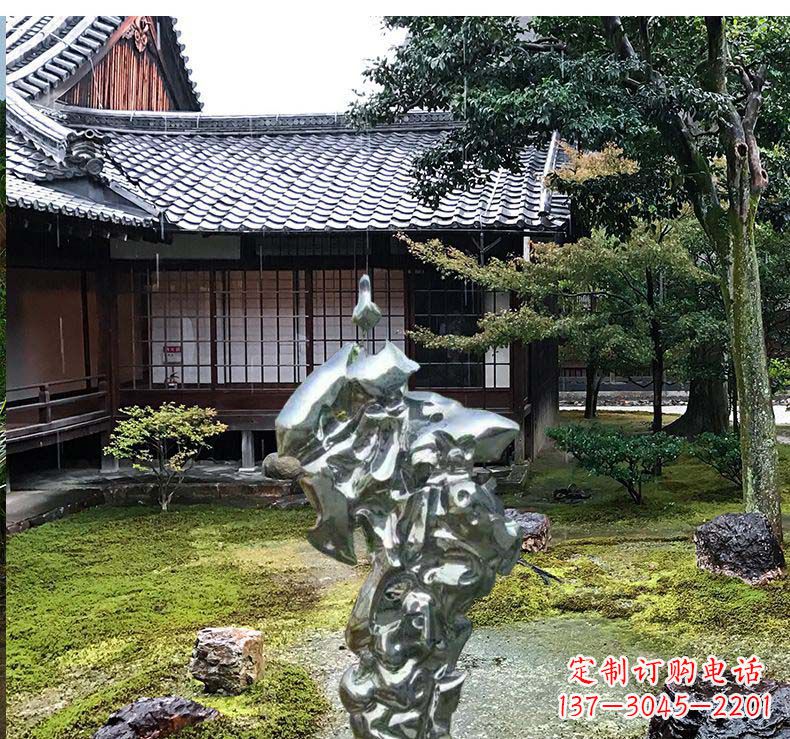 云南太湖石雕塑艺术与美感的完美结合