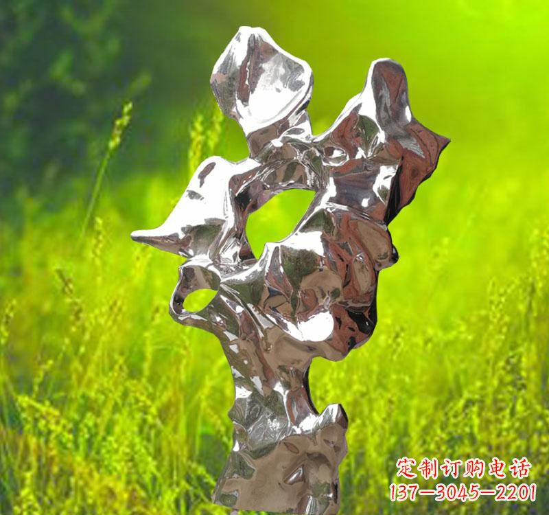 云南太湖石雕塑精致的不锈钢艺术
