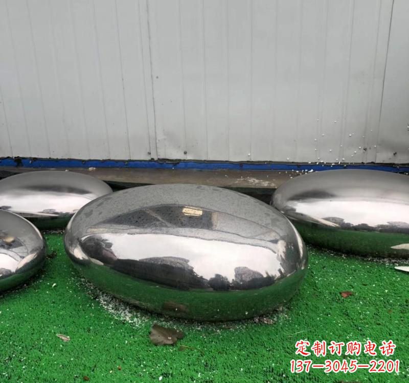 云南不锈钢现代艺术鹅卵石雕塑