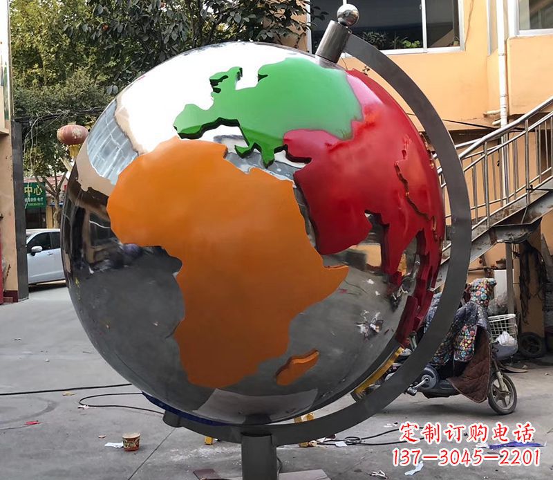 云南该雕塑的。
