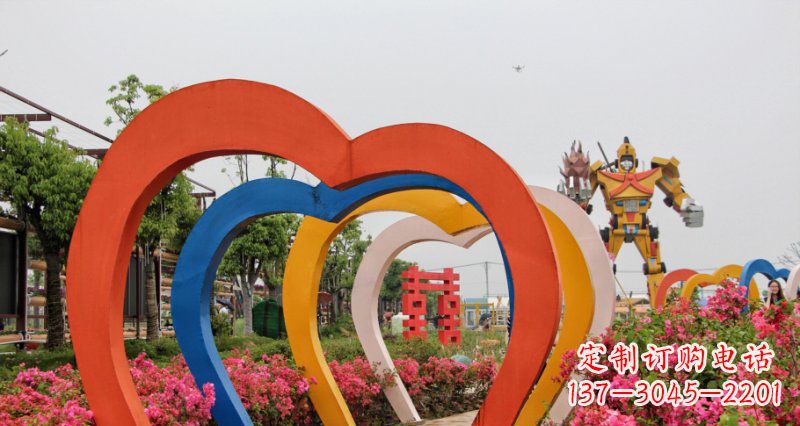 云南不锈钢心形拱门雕塑——浪漫之门
