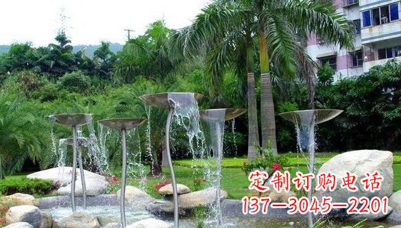 云南不锈钢喷泉雕塑——艺术之美