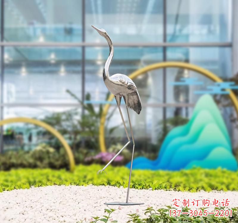云南不锈钢展翅仙鹤雕塑
