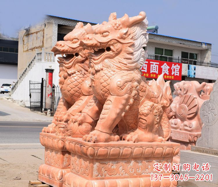 云南传说中的麒麟雕塑