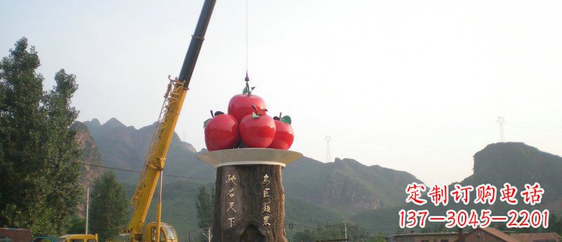 云南不锈钢苹果雕塑缔造城市风采