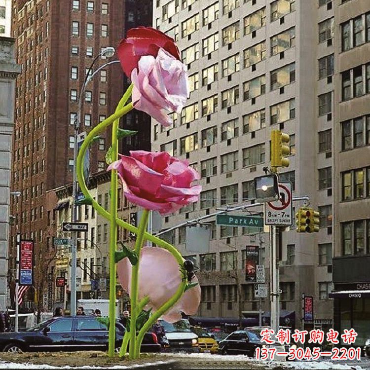 云南美丽的城市玫瑰雕塑