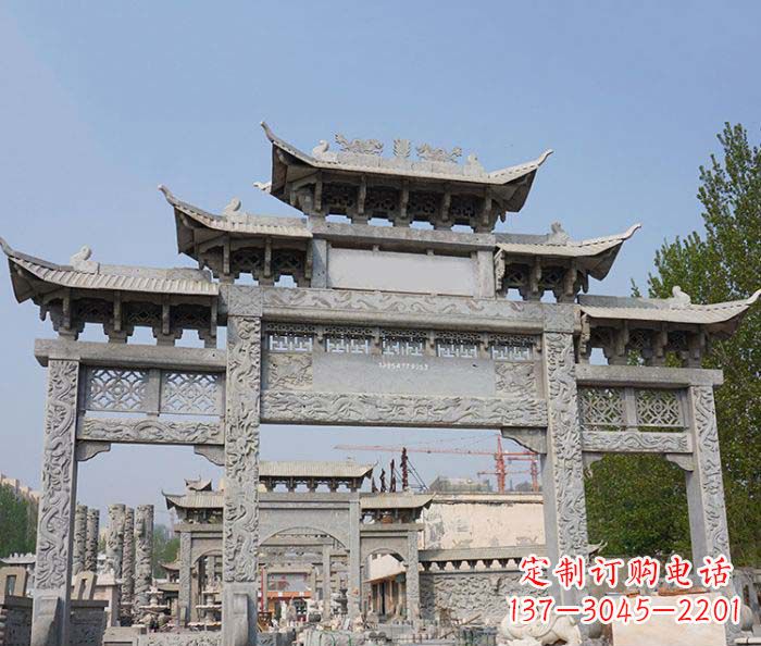 云南大理石牌坊雕塑传承中国古典文化