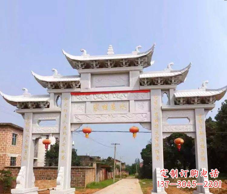 云南传承村庄牌坊石雕文化