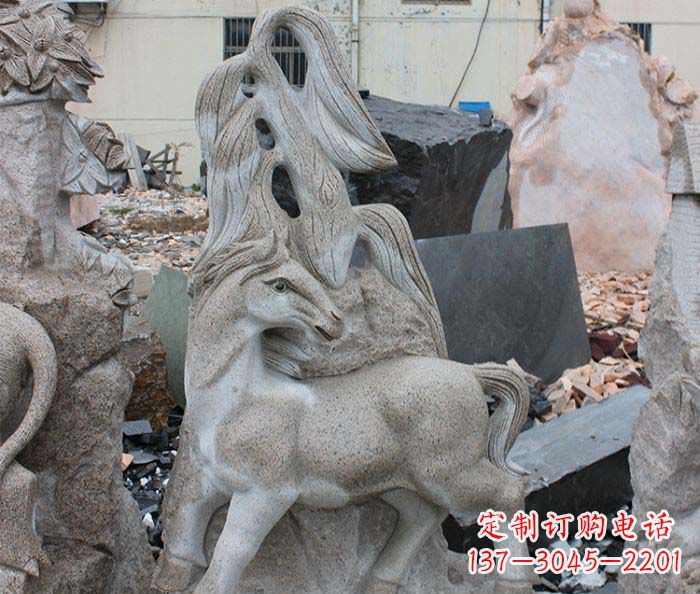 云南大理石动物雕塑丰富多彩的艺术品