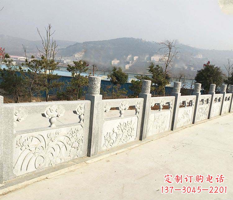 云南大理石护城河栏板石雕