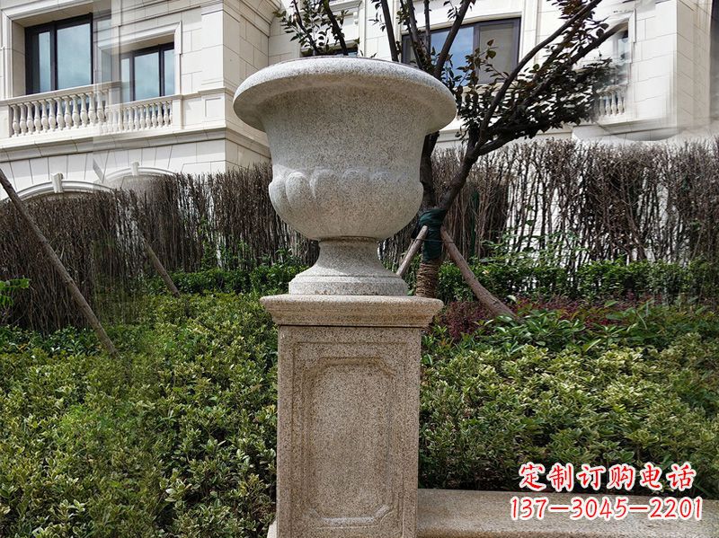 云南大理石花钵小区花盆石雕艺术品