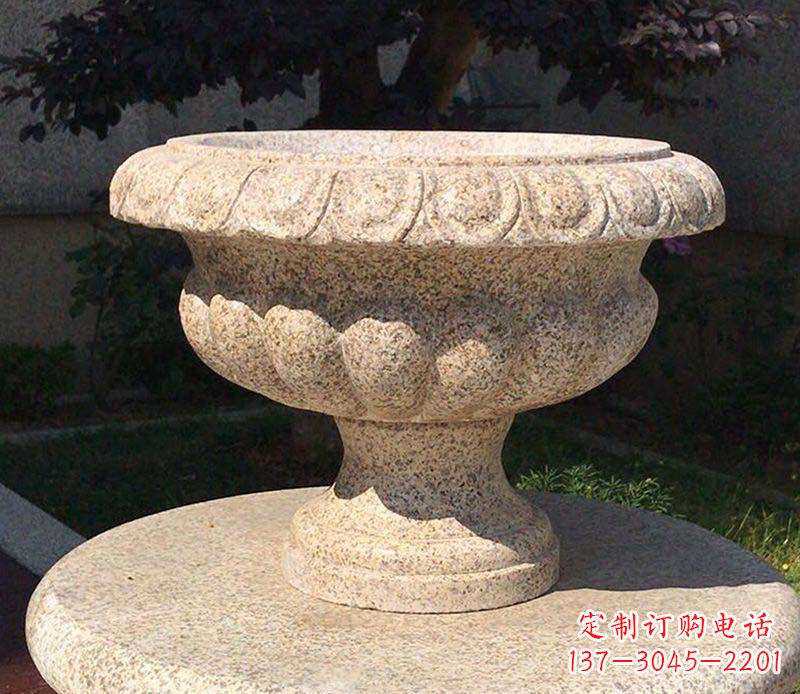 云南大理石花钵公园花盆石雕