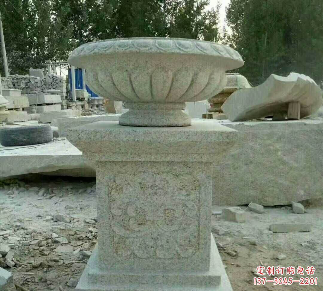 云南大理石花盆雕塑