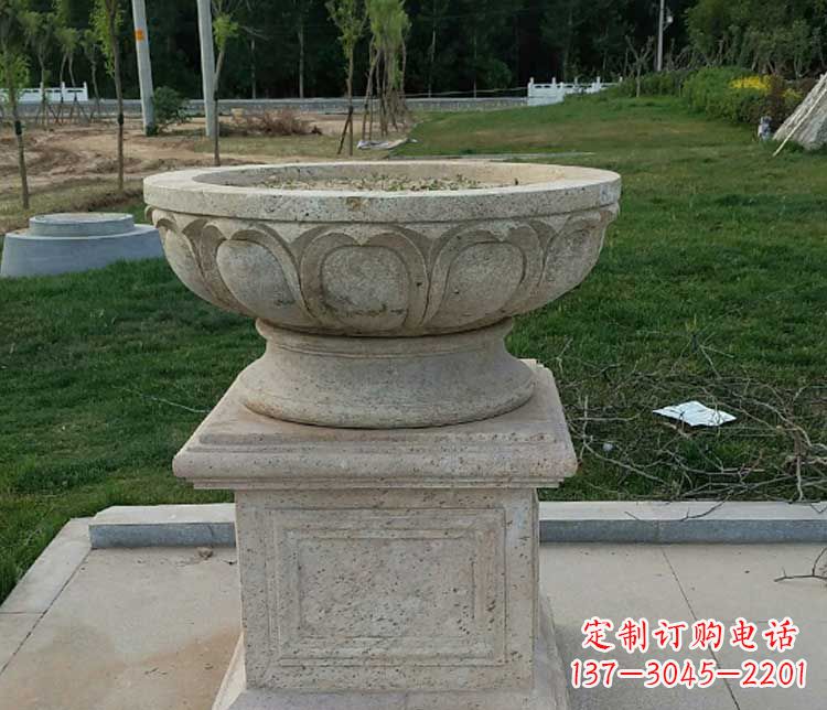 云南大理石花盆石雕