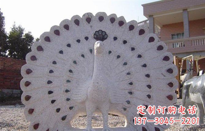 云南精美绝伦的孔雀石雕塑