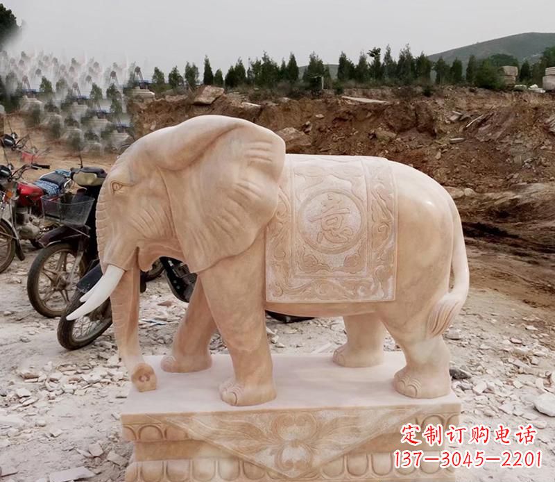 云南优雅大象大理石雕塑
