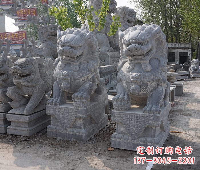 云南大理石狮子雕塑