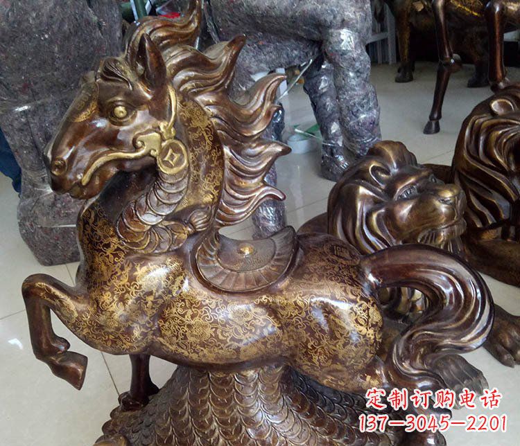 云南仿古雕塑马摆件