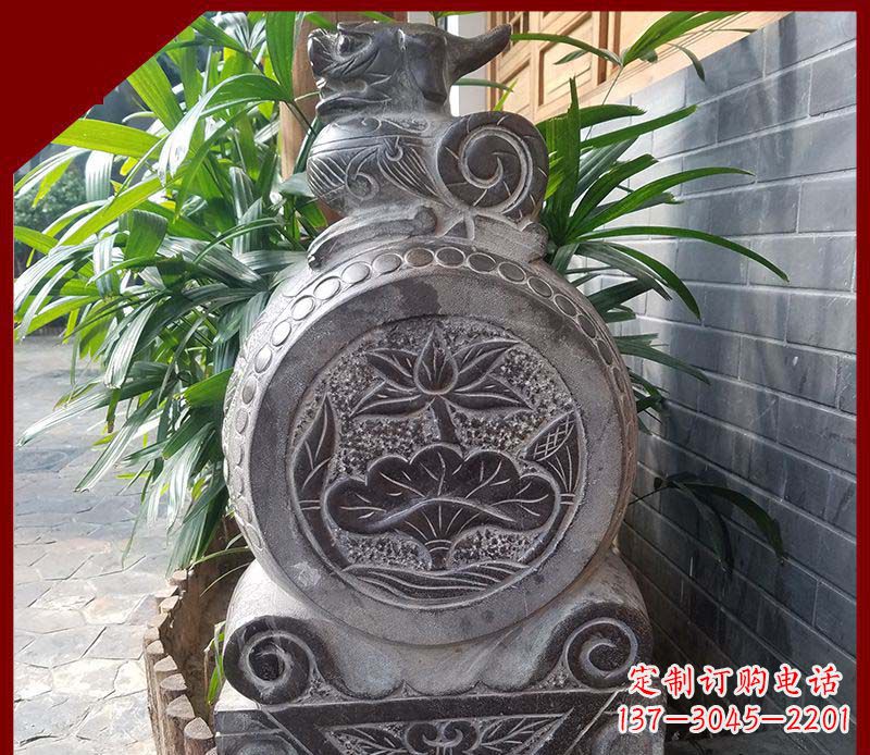 云南精致仿古门墩雕塑