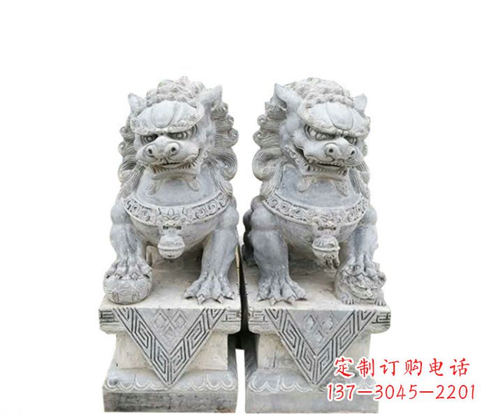 云南古典雄狮石雕