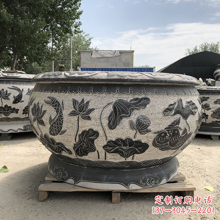 云南精美仿古花盆雕塑