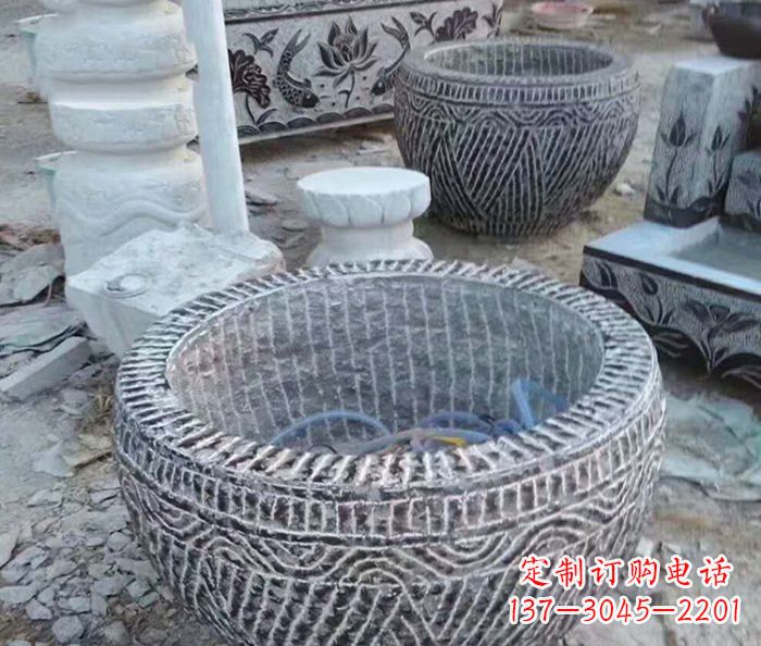 云南精美仿古石雕水缸