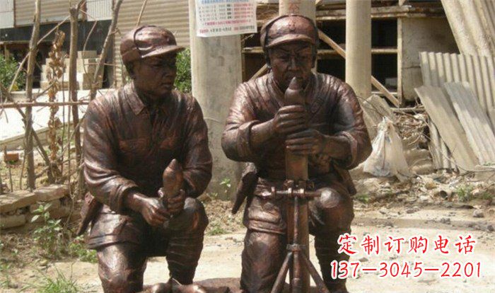 云南放手榴弹的革命战士铜雕
